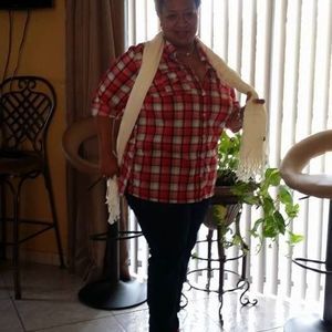 Meet your Posher, Loretta